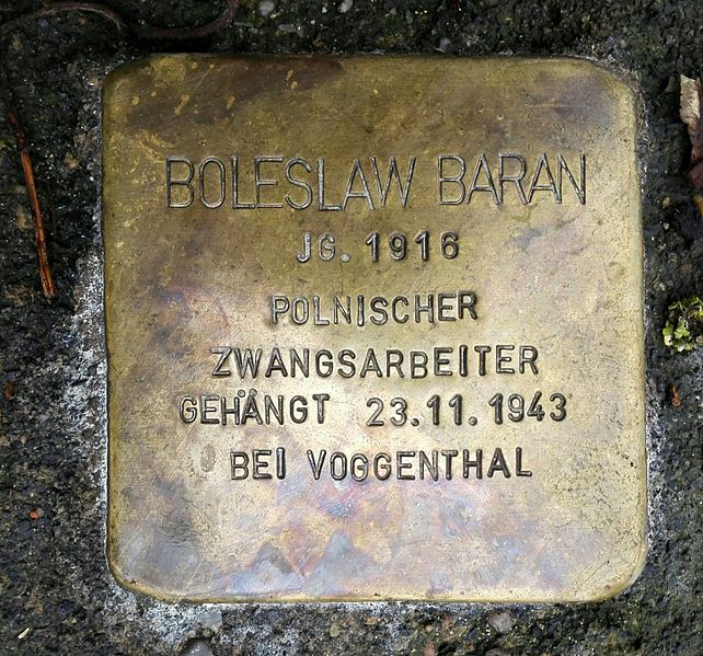 Stolpersteine Friedensplatz