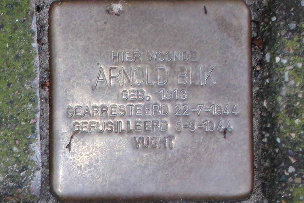 Stolpersteine Pres. Steijnstraat 5 #2