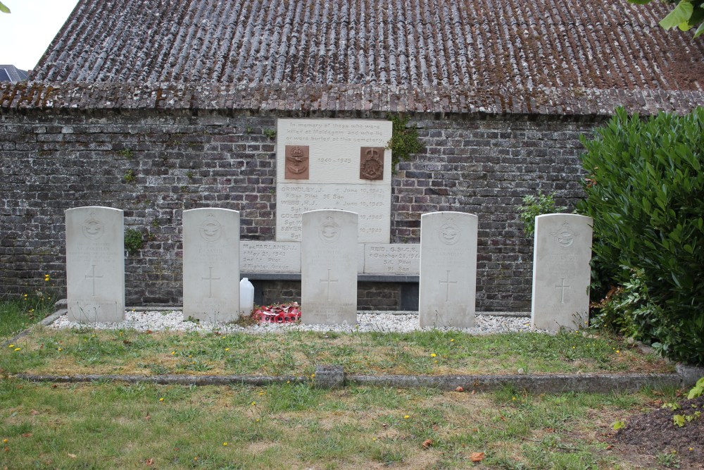 Oorlogsgraven van het Gemenebest Maldegem #1