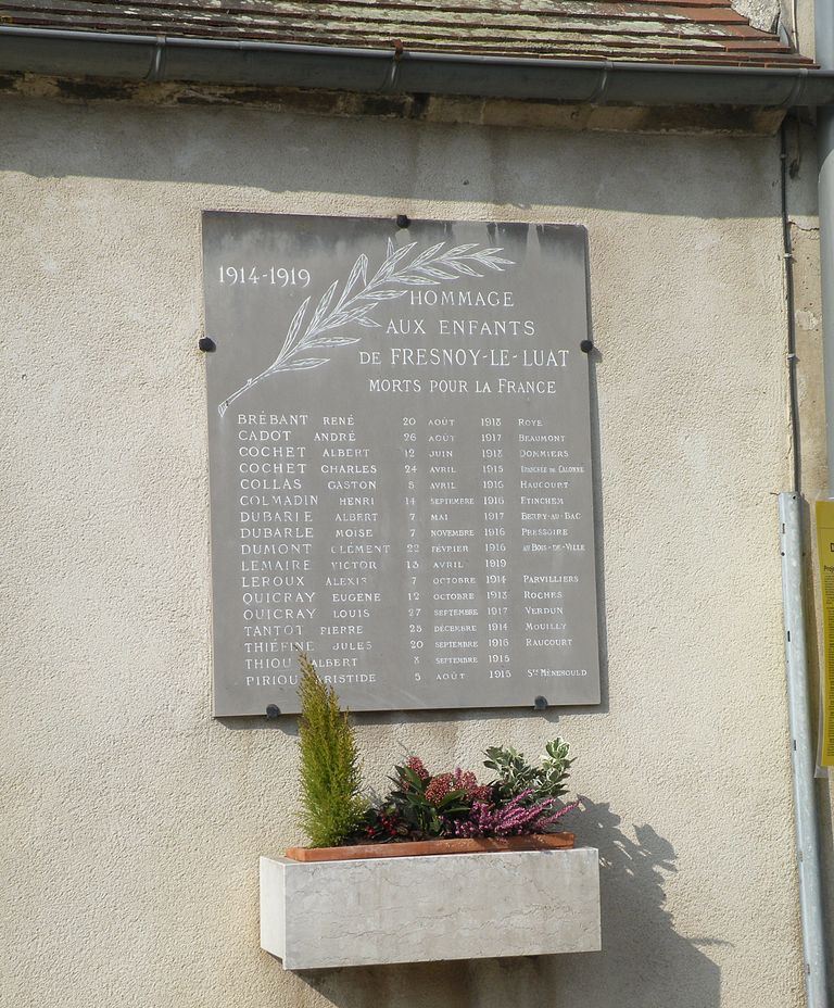 Monument Eerste Wereldoorlog Fresnoy-le-Luat #1
