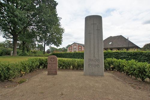 Oorlogsmonument Stellau #1