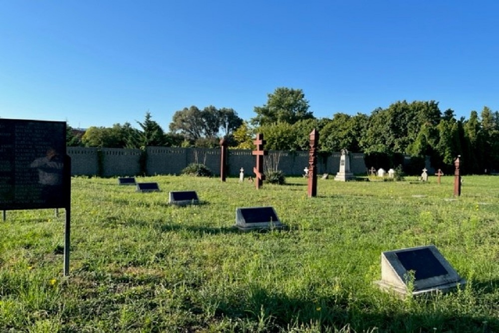 Hungarian War Graves Székesfehérvár #4