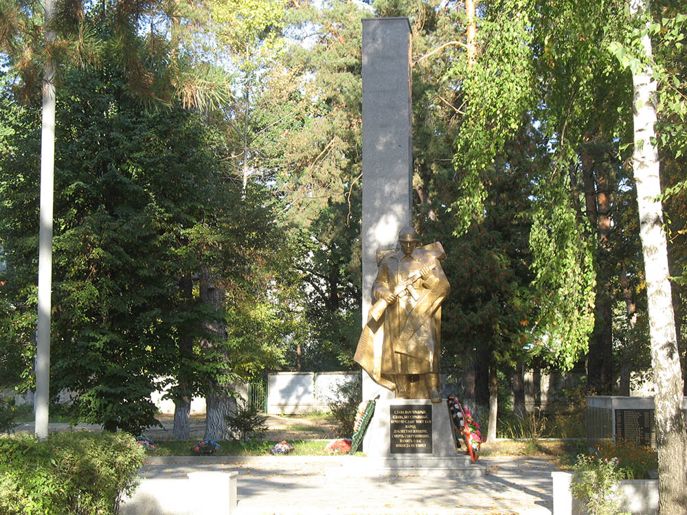 Mass Grave Soviet Soldiers No. 9