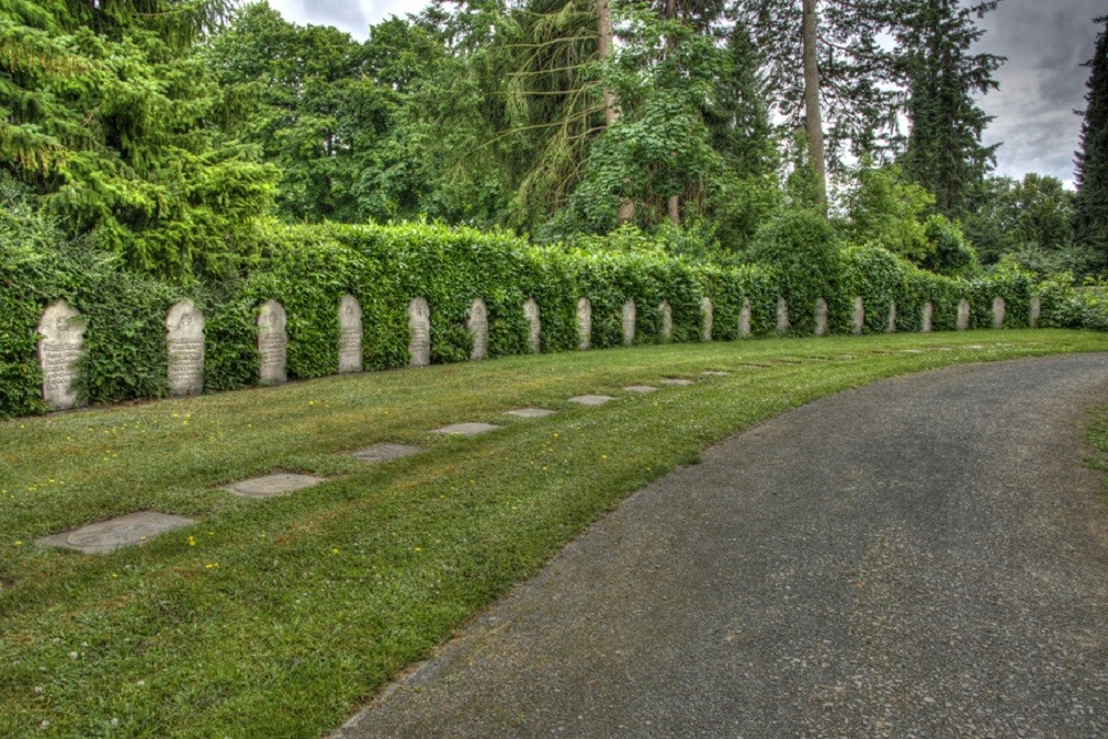 Field of Honor City Cemetery Celle #2