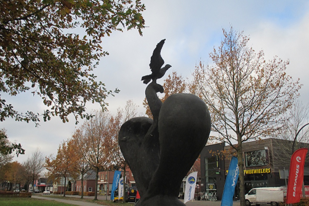 War Memorial Nieuw-Weerdinge #5