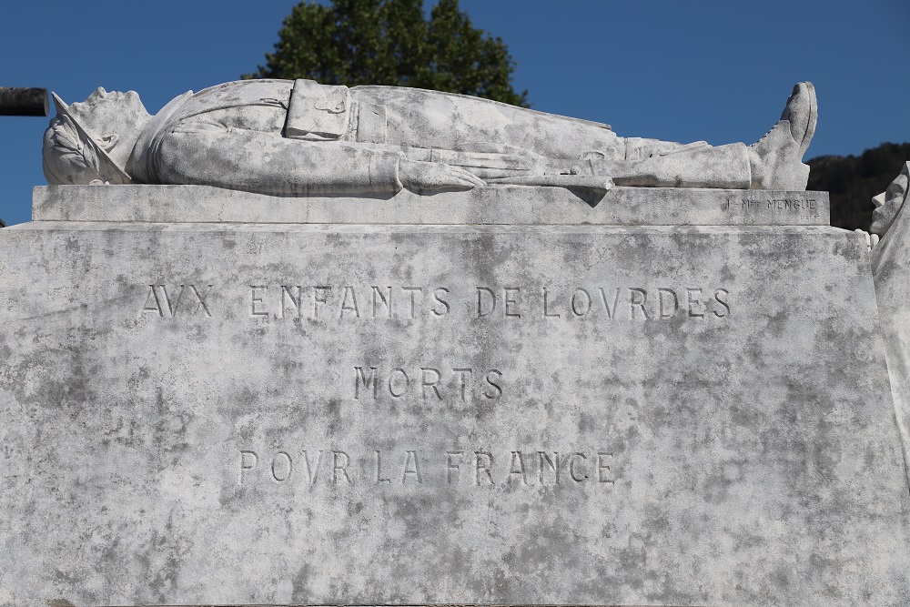 Oorlogsmonument Oude Begraafplaats Lourdes #3