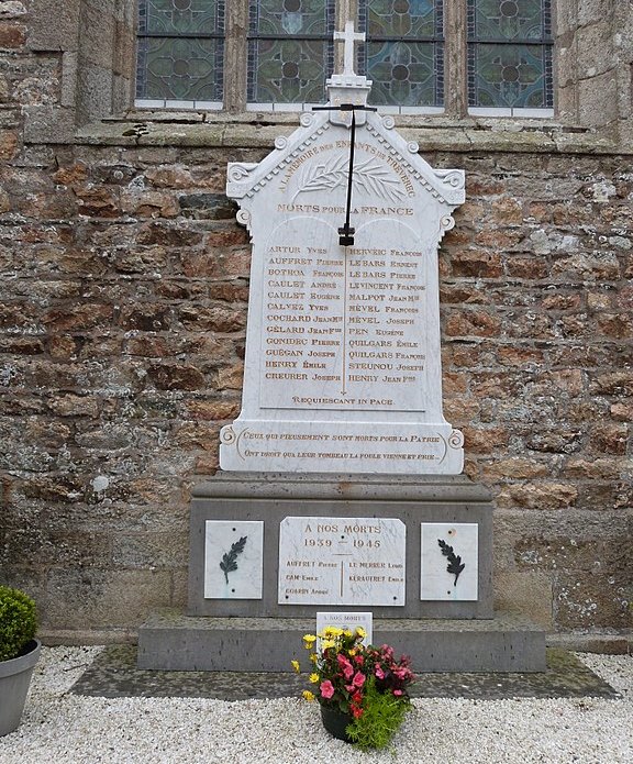 Oorlogsmonument Trévérec #1