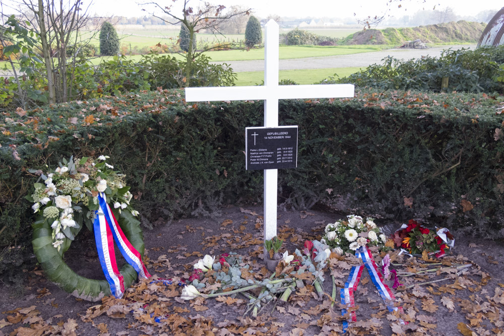 Resistance Cross Memorial #1