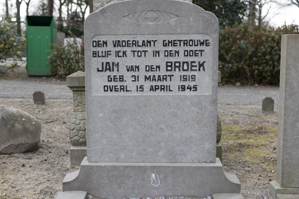 Dutch War Grave Voorthuizen #1