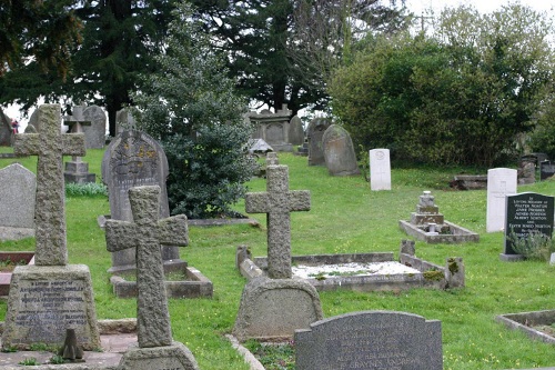 Commonwealth War Graves St. Peter Churchyard