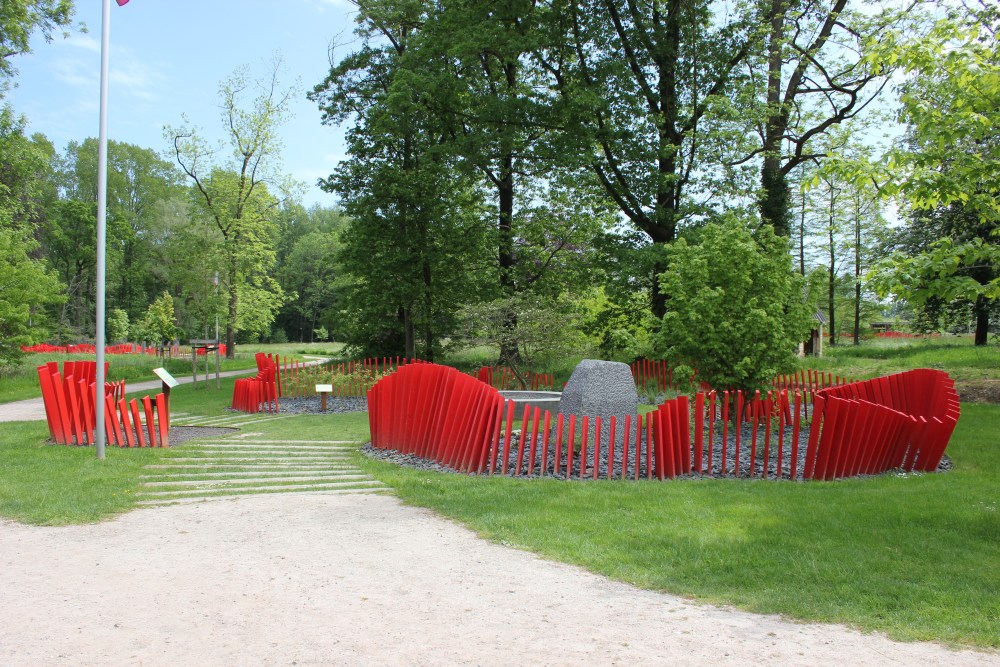 Passchendaele Memorial Gardens Zonnebeke #2