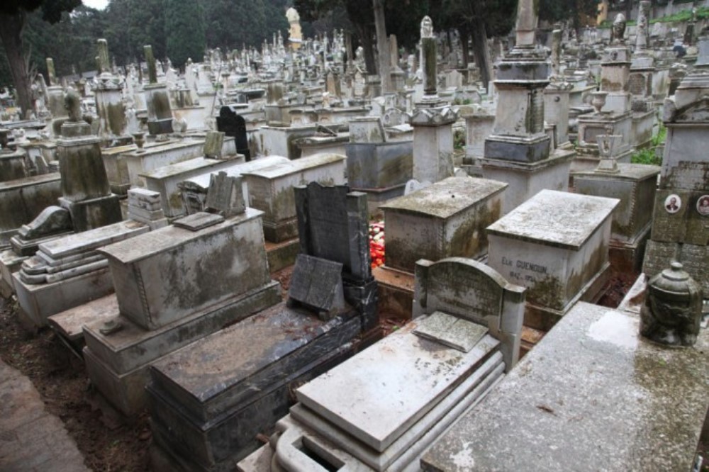 Commonwealth War Grave St. Eugene Jewish Cemetery #1