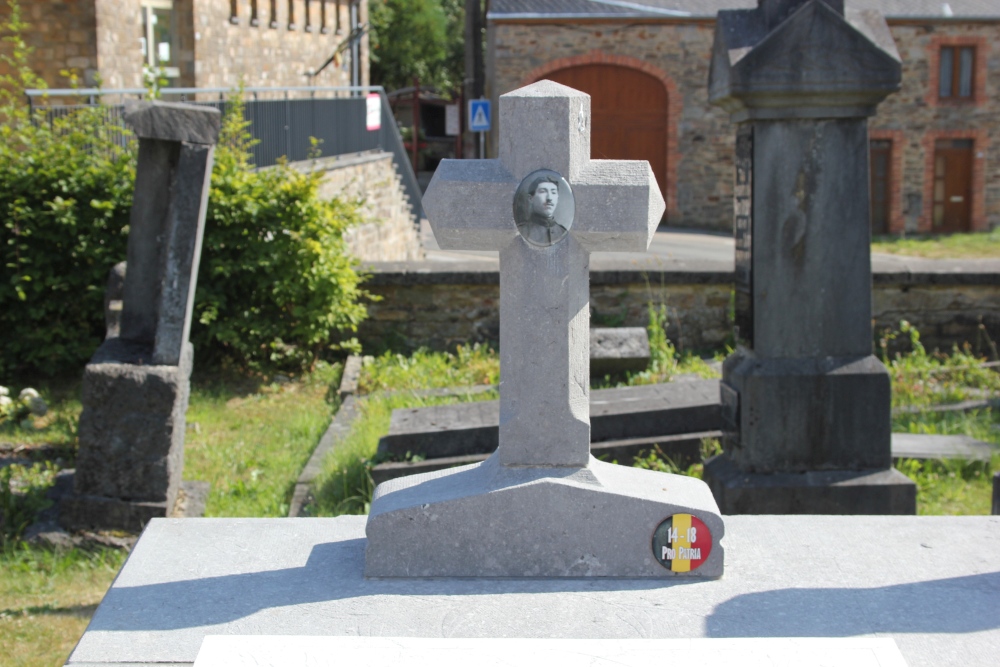 Belgische Oorlogsgraven Vesqueville	 #2