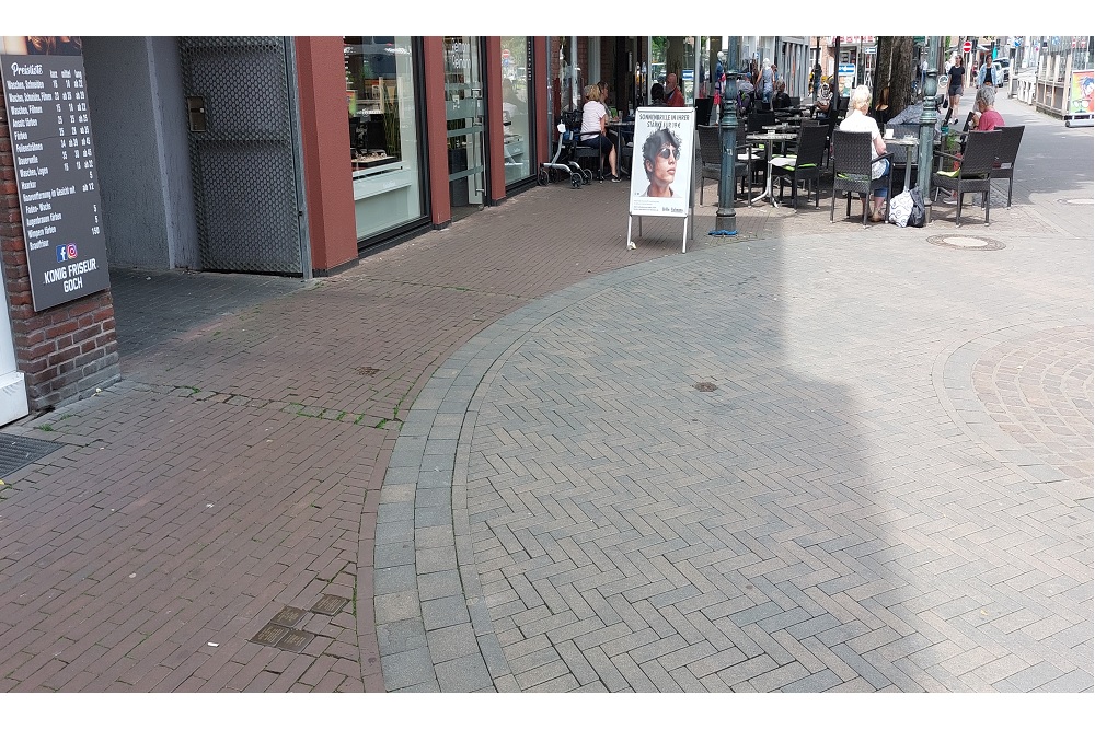 Stumbling Stones Voßstraße 12 #2