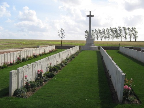 Commonwealth War Cemetery Grandcourt Road