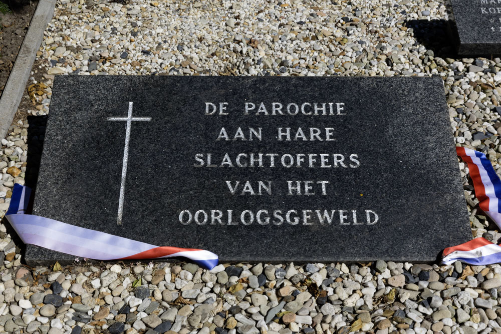 Nederlandse Oorlogsgraven Oude Gemeentelijke Begraafplaats Haaksbergen #4