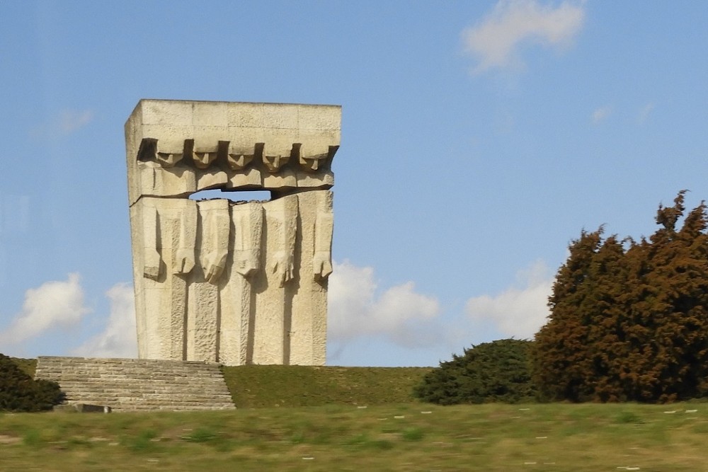 Memorial Victims KL Plaszow #1