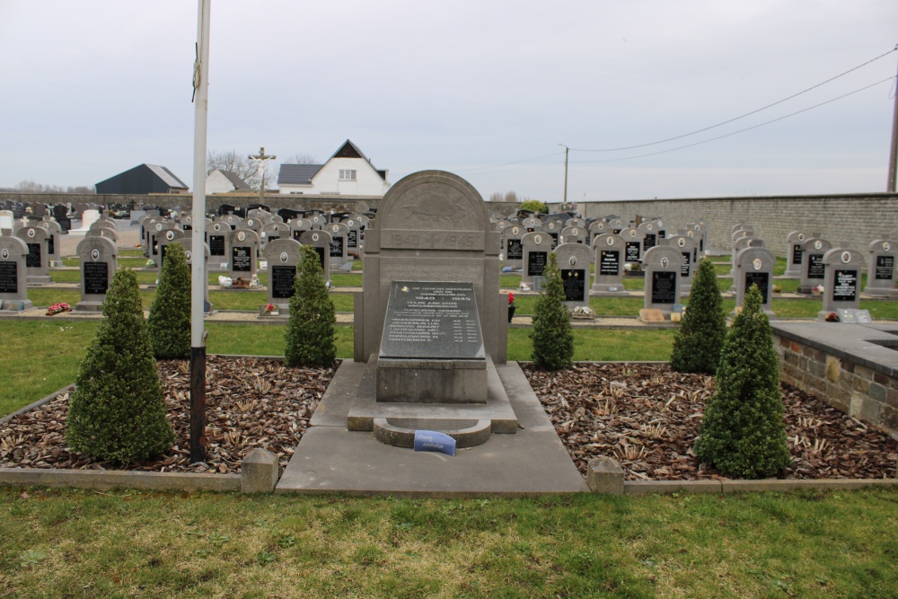 Oorlogsmonument Begraafplaats Waanrode