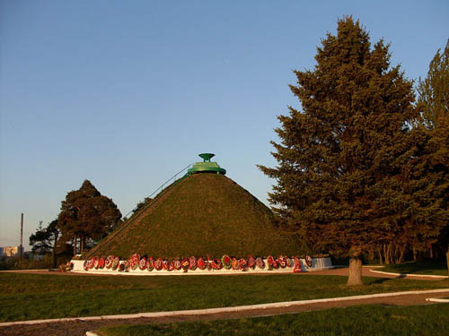 Mound of Glory Polatsk #1