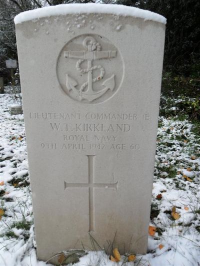 Commonwealth War Graves Saint Botolph Churchyard #2