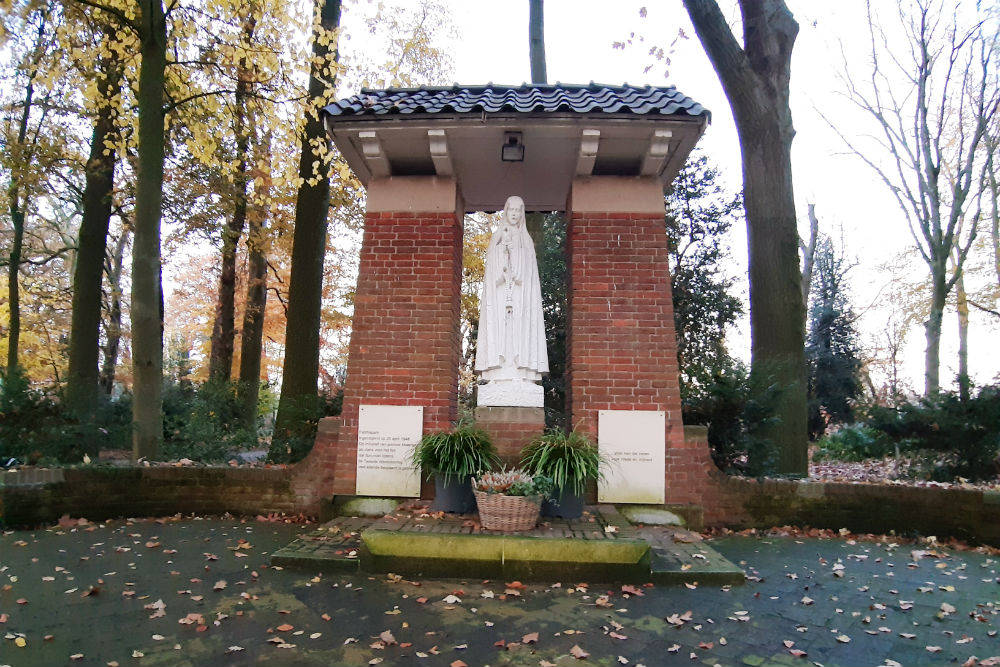 Monument Onze Lieve Vrouw van Ftima Sprundel #3