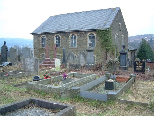 Commonwealth War Grave Tabor Congregational Chapelyard #1