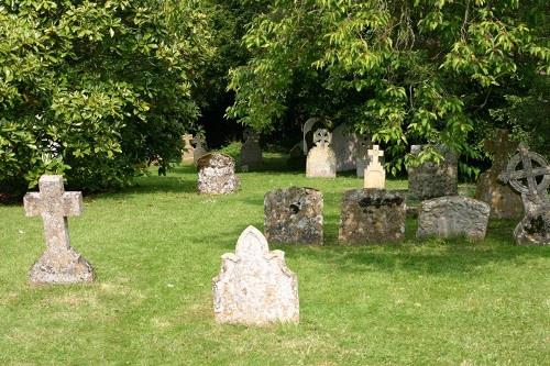 Commonwealth War Grave St. Leonard Churchyard