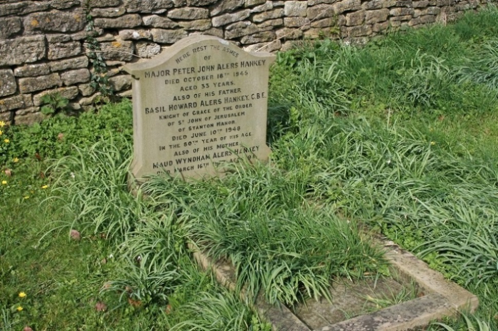 Oorlogsgraf van het Gemenebest St. Giles Churchyard #1