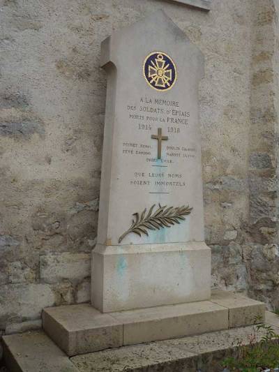 War Memorial piais-ls-Louvres