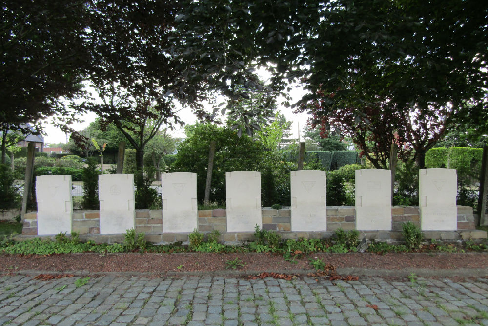Monument And Place of Execution Waregem #3