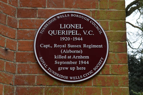 Memorial Captain Queripel VC