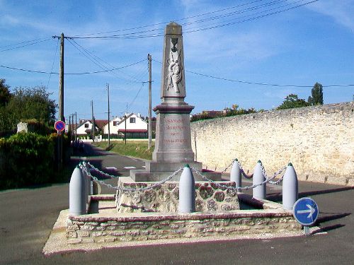 Oorlogsmonument Chamant #1