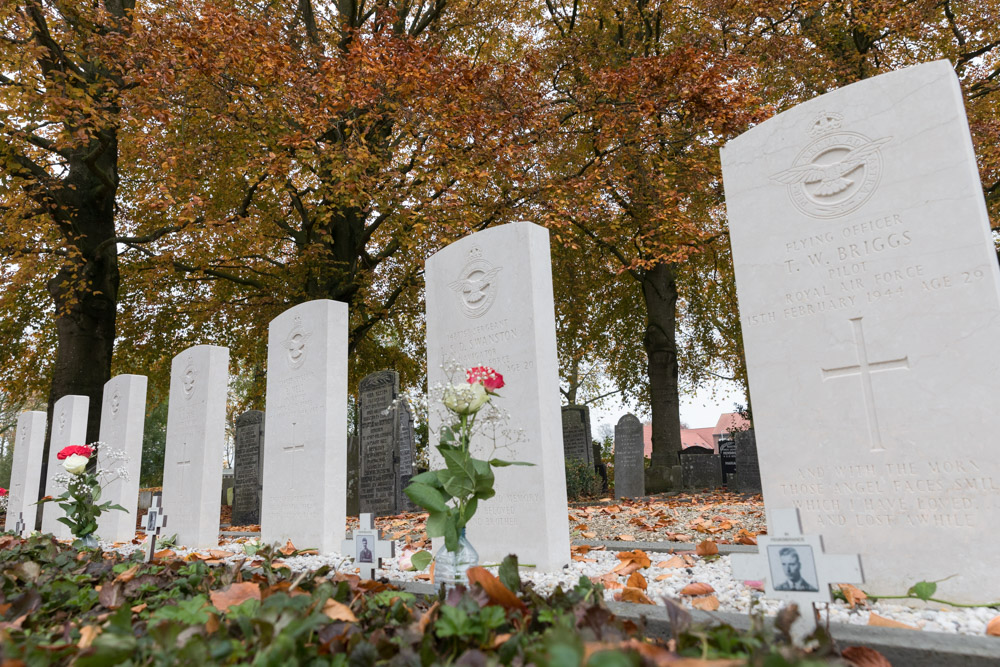 Oorlogsgraven van het Gemenebest Blokzijl #5