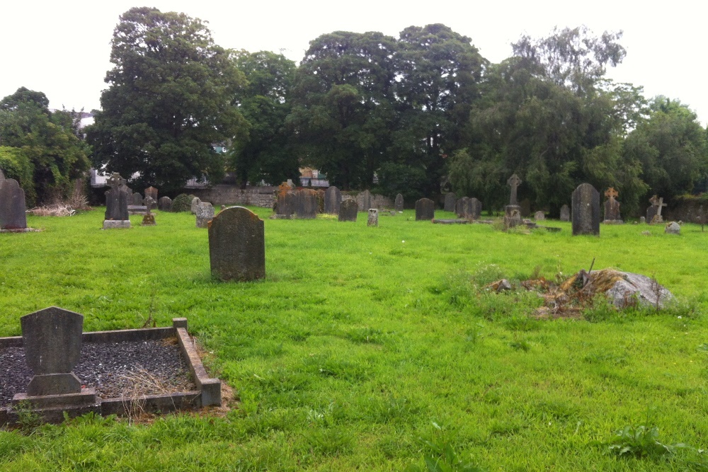 Commonwealth War Graves The Abbey Cemetery #1