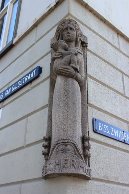 Monument Maria Bisschop Zwijsenstraat Tilburg #2