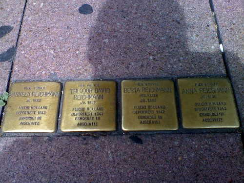 Stolpersteine Reeperbahn 15