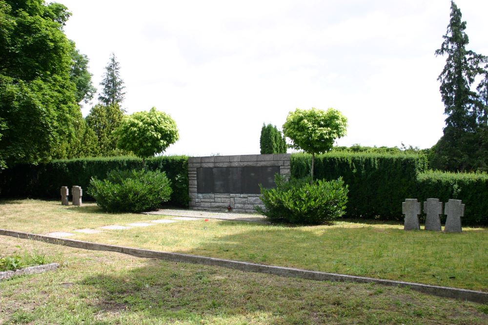 Memorial Cemetery Ketzin #1