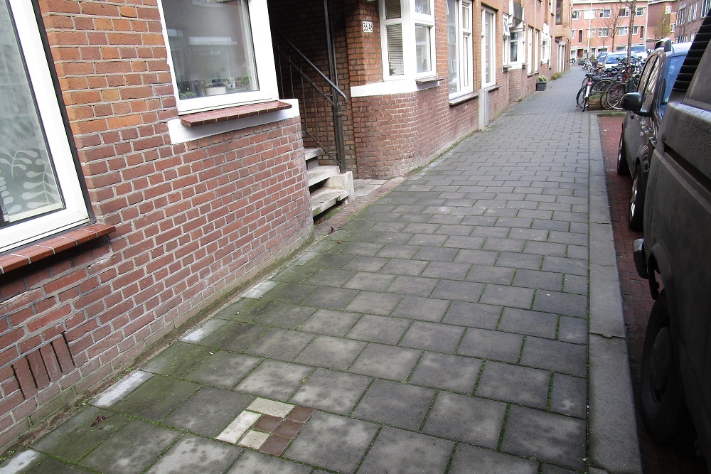 Stolpersteine Zwetstraat 44 #5