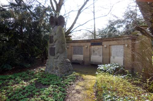 War Memorial Holten #1