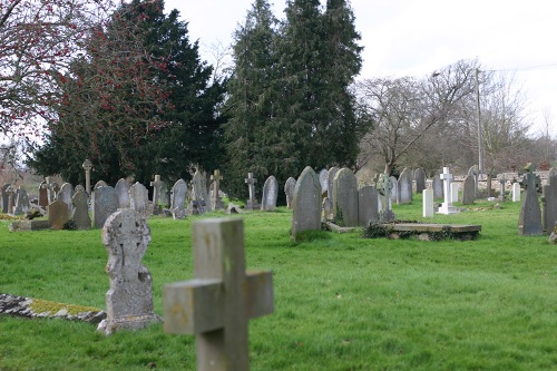 Commonwealth War Graves St Mary Churchyard