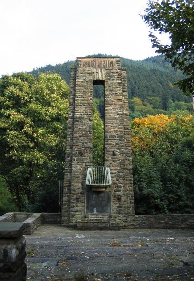 War Memorial Nachrodt #1