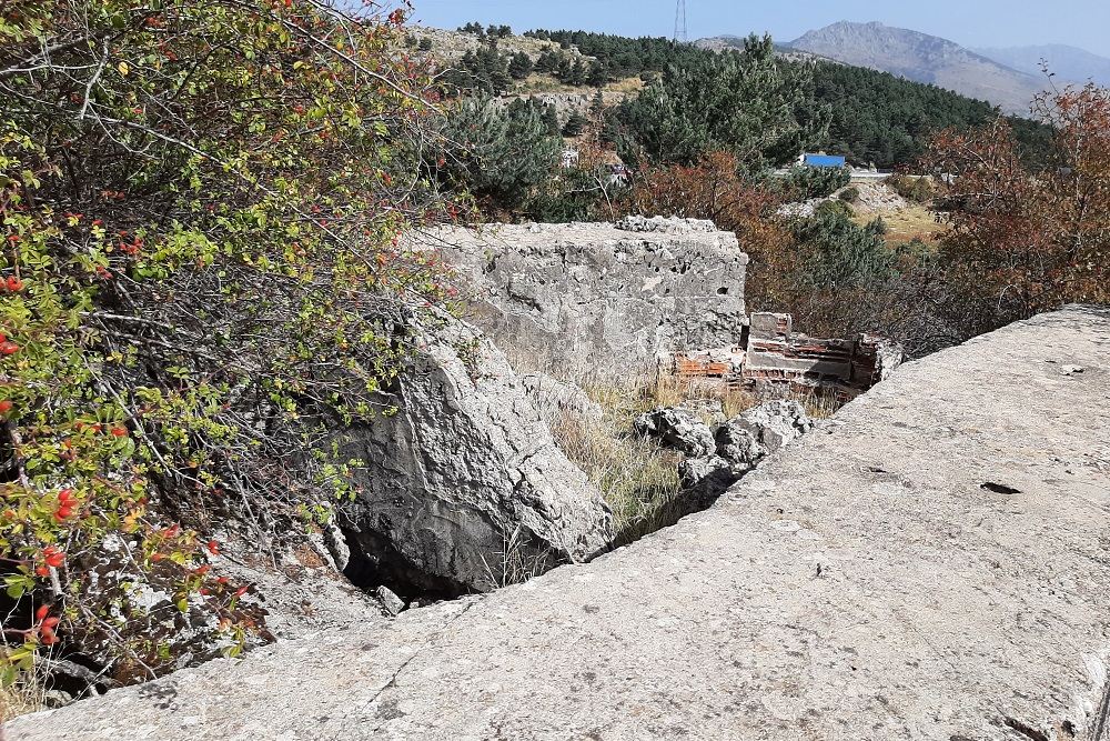 Restant Bunker Spaanse Burgeroorlog Alto del Len #3