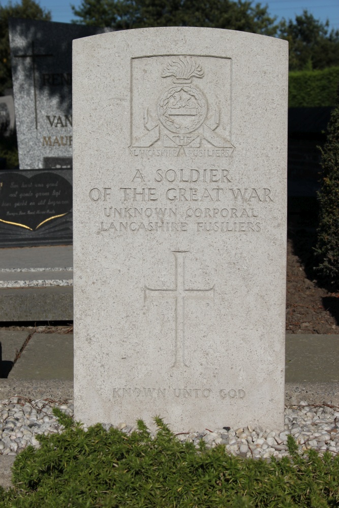 Commonwealth War Graves Waarmaarde #5