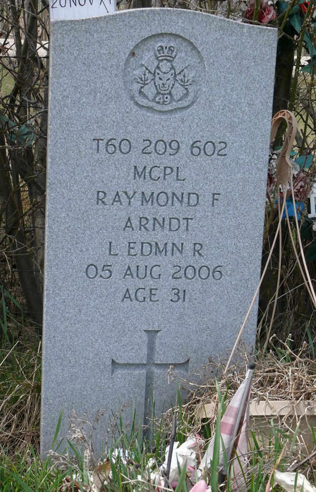 Canadees Oorlogsgraf McLeod Valley Cemetery #1