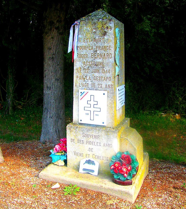 Monument Roger Bernard