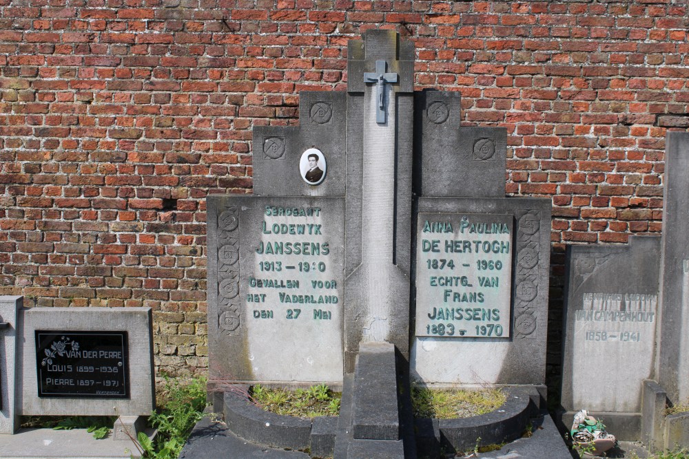 Belgische Oorlogsgraven Humbeek #1