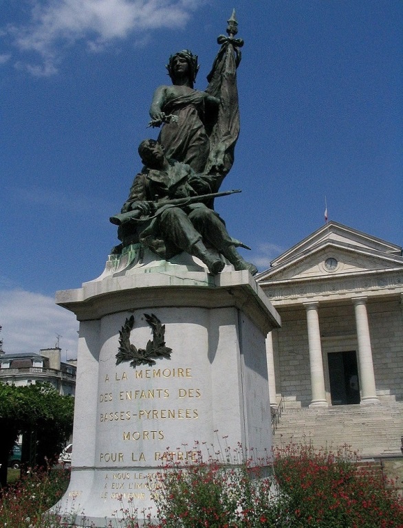 Oorlogsmonument Basses-Pyrnes #1