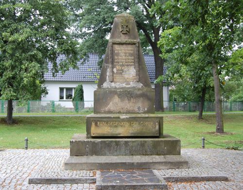 War Memorial Stradow #1