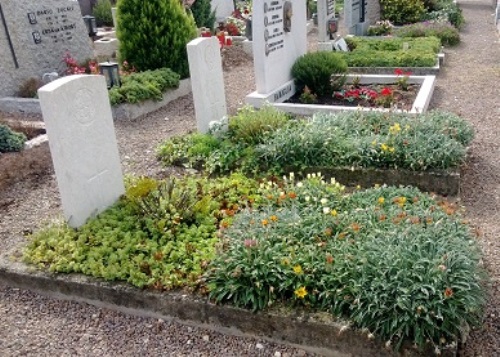 Oorlogsgraven van het Gemenebest Gemeentelijke Begraafplaats Egna #1