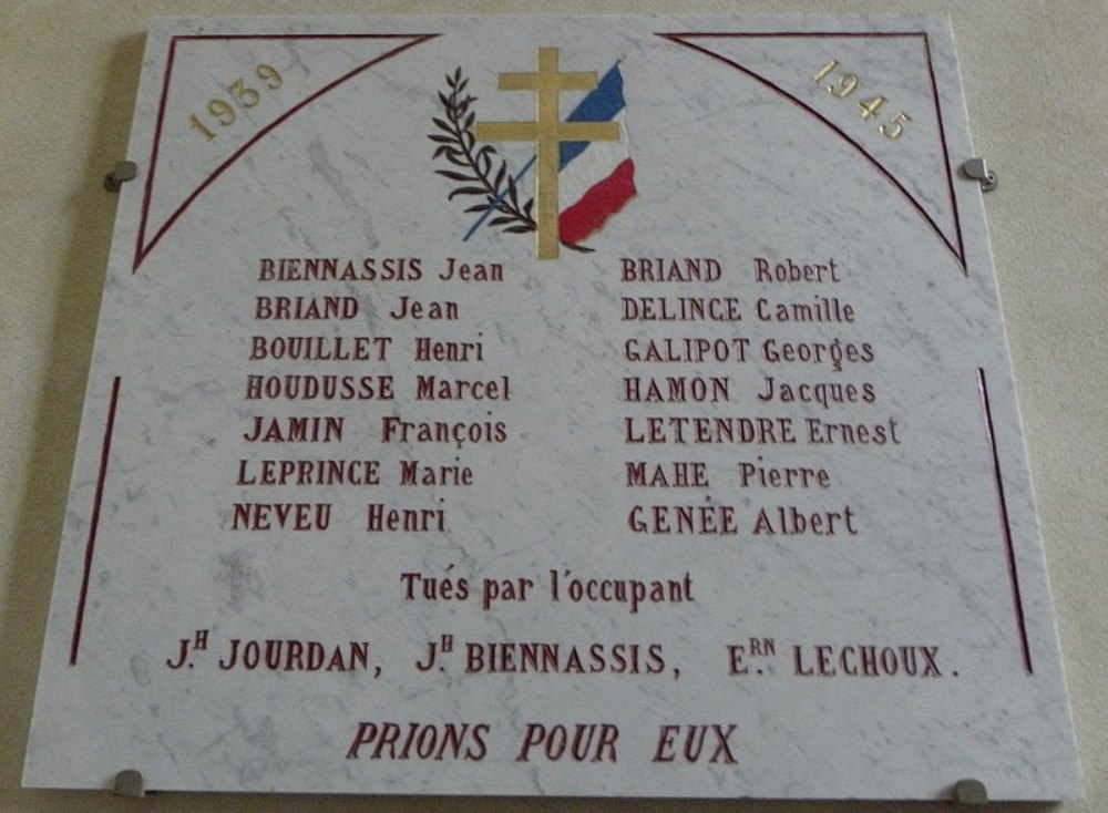 War Memorial Miniac-Morvan #2